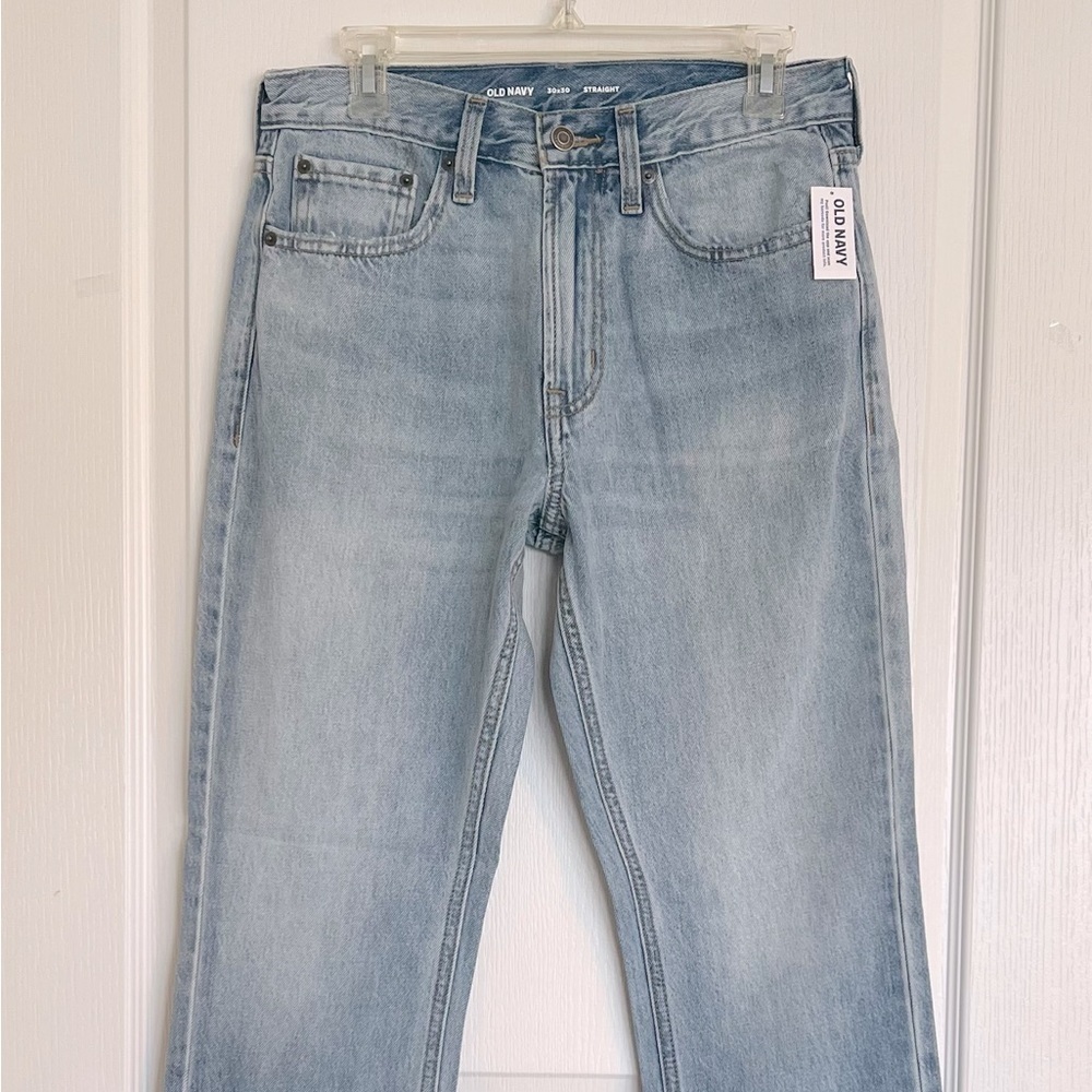 NWT Men’s Old Navy Light Wash Straight Jeans Size 30/30 - Picture 3 of 12